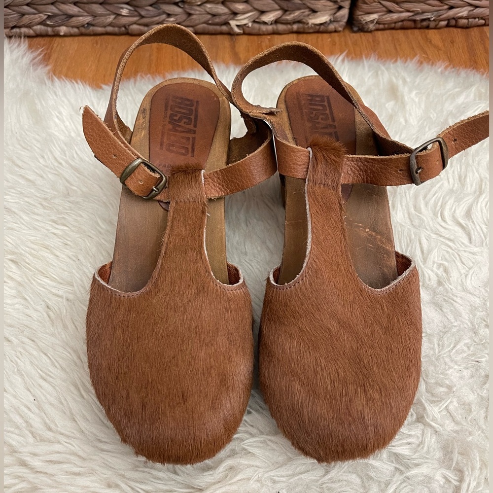 Boss o Mary Jane style T-strap sandel clogs